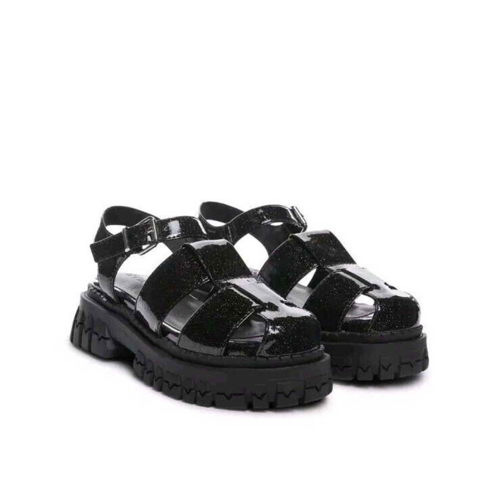 dELiA*s Black Patent Platform Fisherman Sandals
